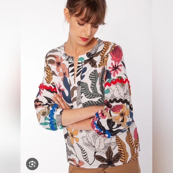 Vilagallo Tops - Vilagallo Lucera Top Women Blouse Size 38